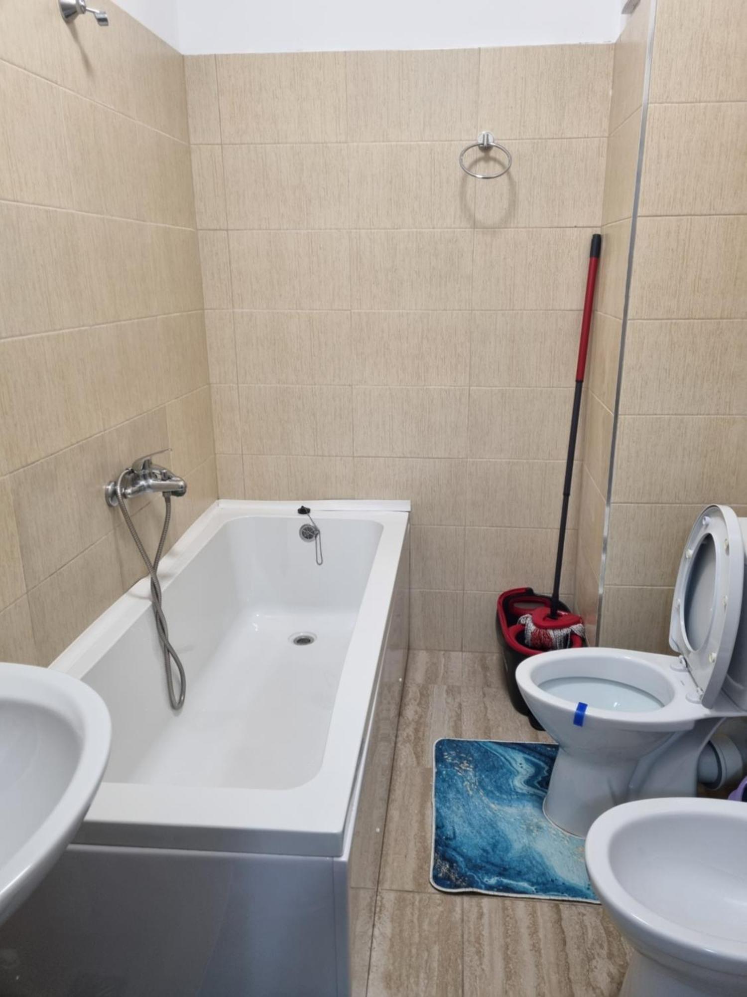 Apartament Mihaela Râmnicu Vâlcea Buitenkant foto